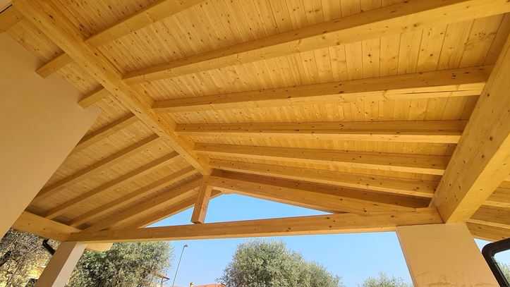 Realizzazione tettoie in legno